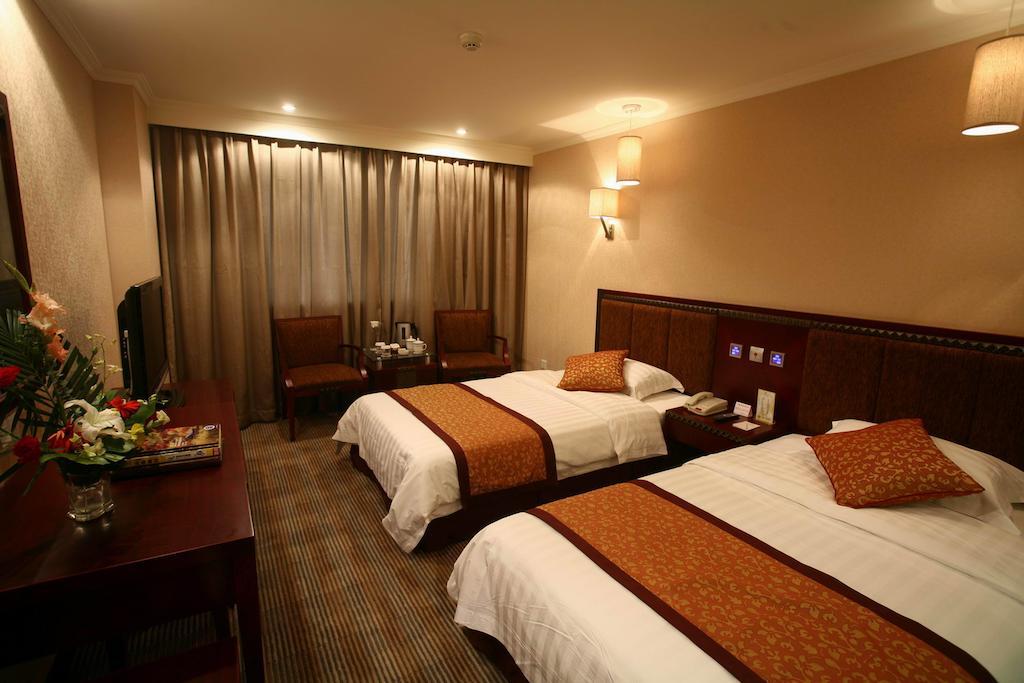 Lutianhua Hotel Chengdu Zimmer foto